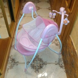 люлька-качеля электрическая