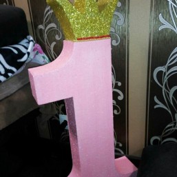 цифра 1 из пенопласта