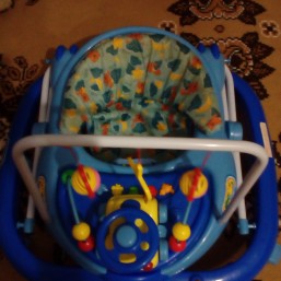 Продаю ходунки