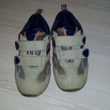 Кеды и мокасины для дачи, детской площадки