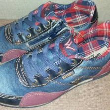 Кроссовки на мальчика