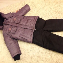 Продаю зимний комбинезон (куртка и штаны) фирмы Сarter's