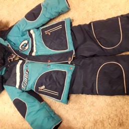 Продаю комбинезон на овчине (подстёжка отстёгивается) недорого