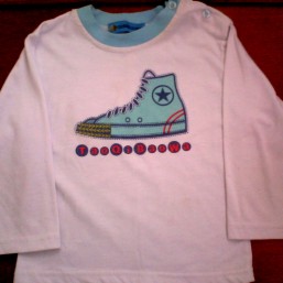 Легкие кофточки (футболки с длинным рукавом)