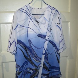 Нежная летняя блуза для красивой женщины