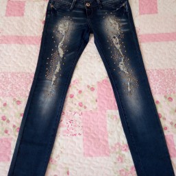 Женские джинсы