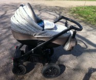 Срочно! Продам коляску ADAMAX