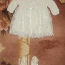 продаю идеальный девичий комплект для крещения