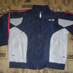 кофта спортивная 