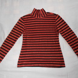 Гольф на девочку подростка 