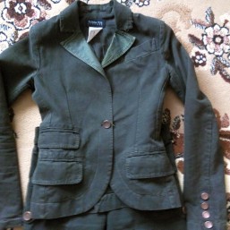 Брючный костюм