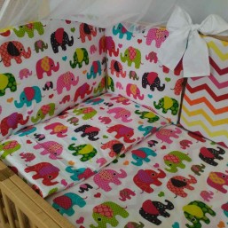 Двухсторонний постельный комплект в кроватку с бортиками подушечками 7ед. -Сладкий сон, Польша !!