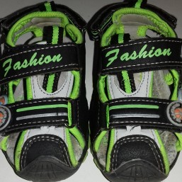 Сандали на мальчика