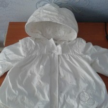 Легкая курточка для малышки 