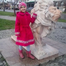 пальто для девочки 7-8 лет