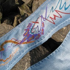 Роспись джинсов