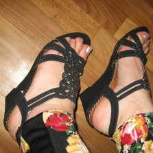 Босоножки на танкетке kamengsi остался р.41-26см