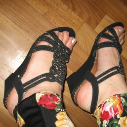 Босоножки на танкетке kamengsi остался р.41-26см