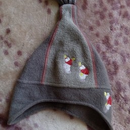 Прикольная шапочка на мальчика 2-5 лет