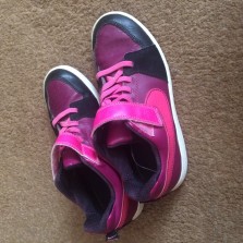 кроссовки NIKE оригинал 34 размер