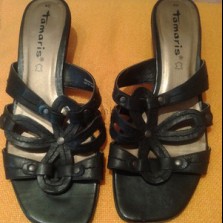 шлепки- кожа-Tamaris -40 р