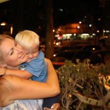 Ищу няню на частичную занятость!Для ребенка 2.9 года. Широкая Балка(между Крестом и поворот Кульбакинский)