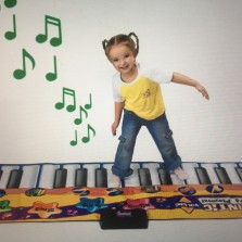 Пианино -коврик