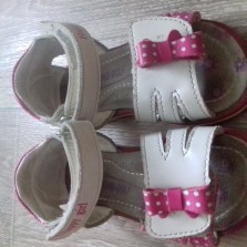 Босоножки 24р.