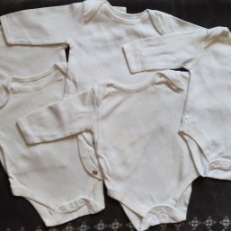 бодики Early Days 0-3 мес. бу белые 5 шт.