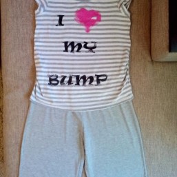 Классный костюм шорты и футболка 