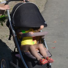 Коляска прогулочная беби бени изи в хорошем состоянии!!! НЕ ДОРОГО!