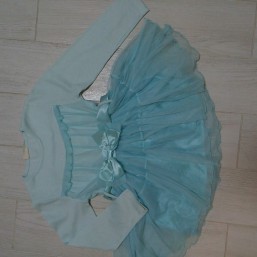 платье нарядное для девочки р,104-116