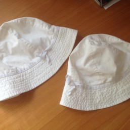 Панамы H&M 2 шт. двойняшкам близнецам