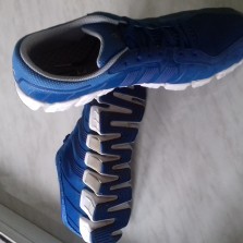 кроссовки adidas