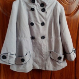 Курточка женская со сьемными рукавами