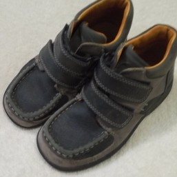 Демисезонные ботинки Clarks