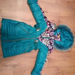 Зимнее пальто для девочки