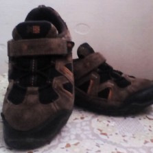 Фирменные кроссовки-ботиночки