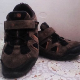 Фирменные кроссовки-ботиночки