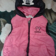 Яркая жилеточка 