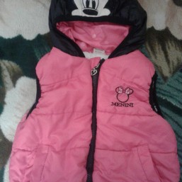 Яркая жилеточка 