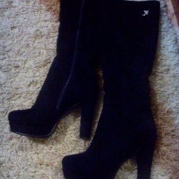 замшевые сапоги 40 р.