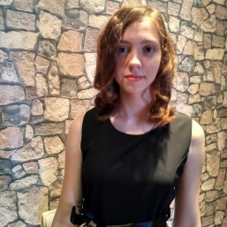 Нарядное платье на девушку