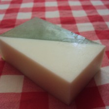 Твердый шампунь для смешанного типа волос