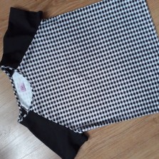 Футболка F&F на девочку 13-14 лет.