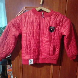 Куртка демисезонная на мальчика 4-5лет