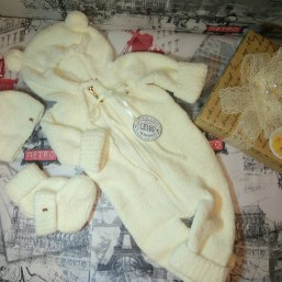 Комбинезон - человечек пинетки, шапочка