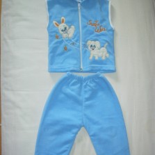 Продам костюм детский штаны и жилет унисекс