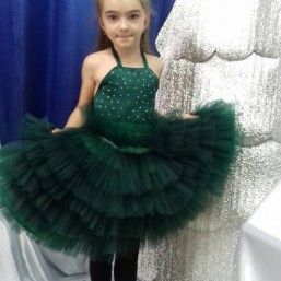 Продам детское нарядное платье