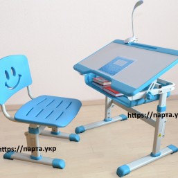 Комплект для дошколят и школьников столик парта и стул
